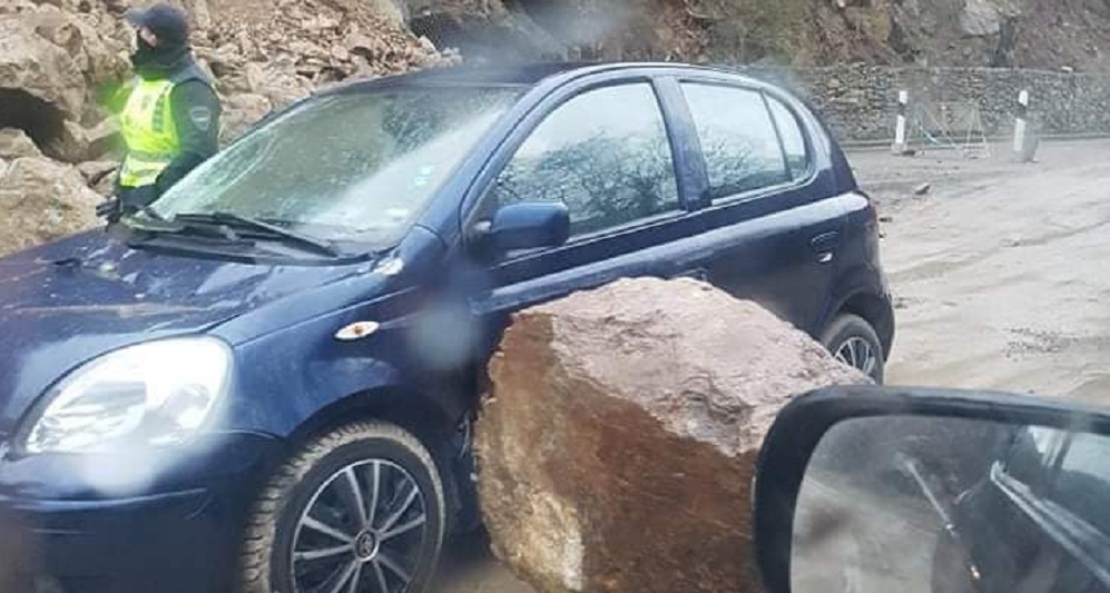 Kamenica vozilo odron