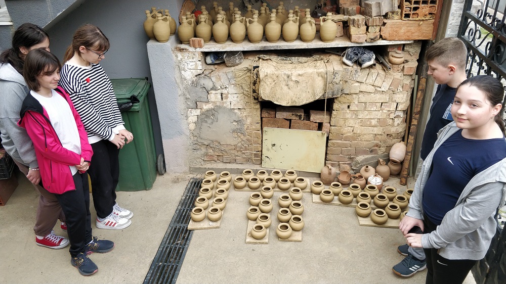 Vikipedija grncarska rabotilnica 4