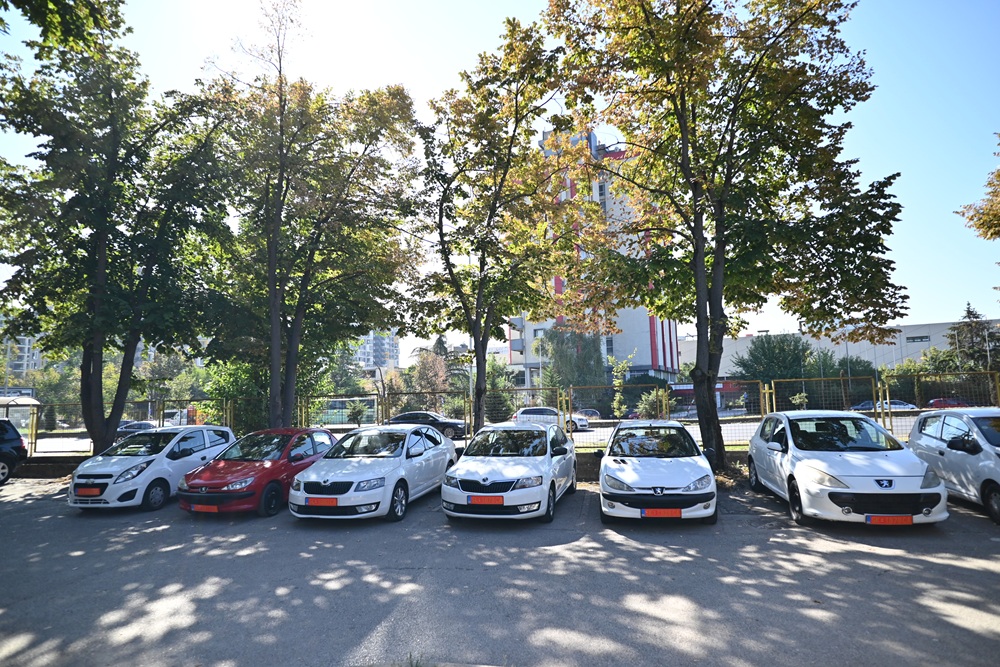 Unificirani registarski tablicki na sluzbeni vozila
