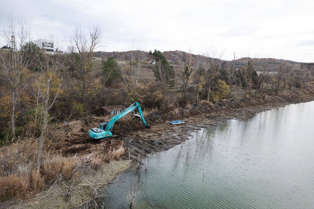 Cistenje na ezero Mladost
