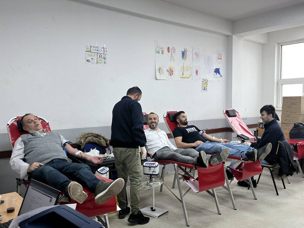 daruvanje krv vo gorno jabolciste