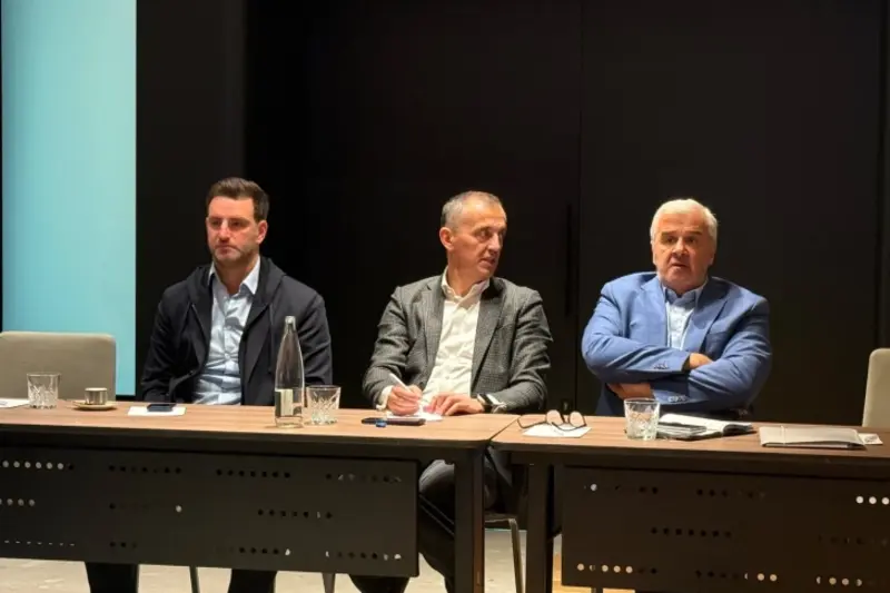 elqzc6moot6k9amt8nag