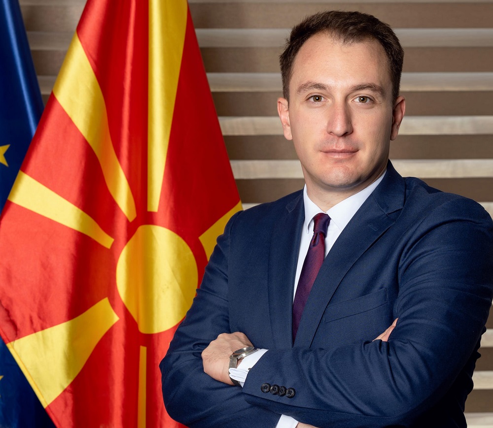 STEFAN ANDONOV MINISTER ZA INFORMATICKO OPSTESTVO