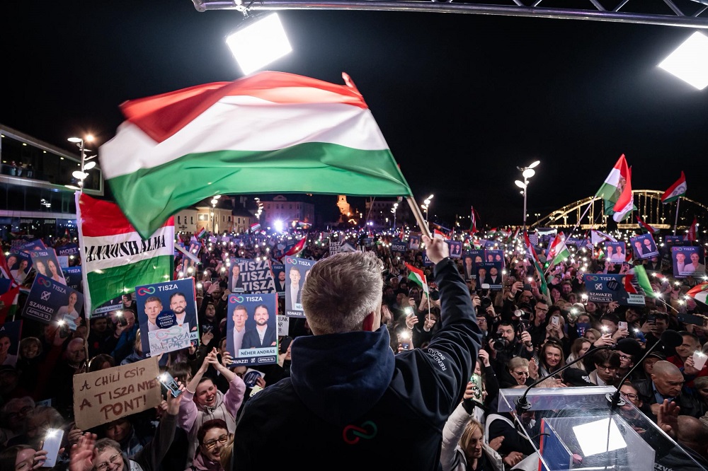 Изборниот триумф на Маѓар отвора пат за милијарди од ЕУ