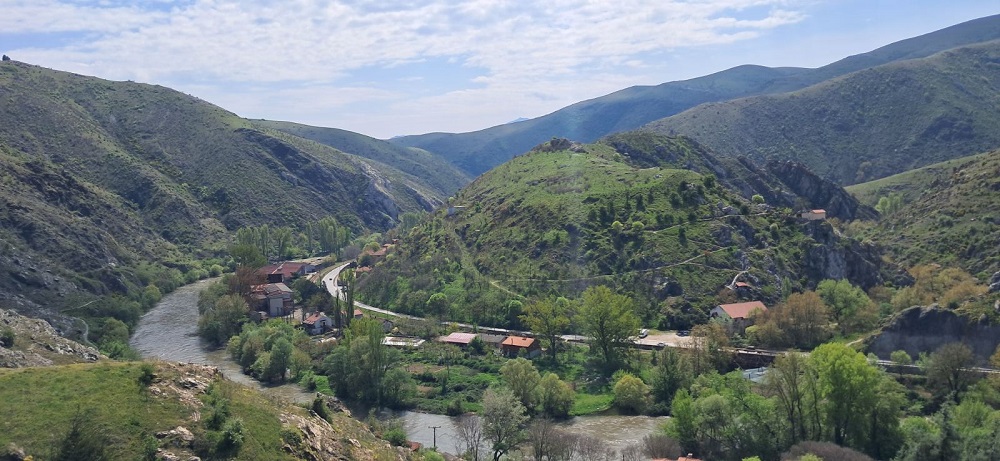 Сончево со умерена облачност
