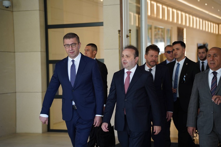 Mickovski vo Turcija 12.06
