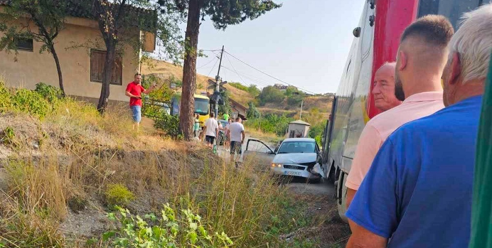 Voz udri vozilo Prevalec