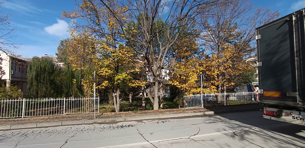 soobrakajka uzus iskrsena ograda