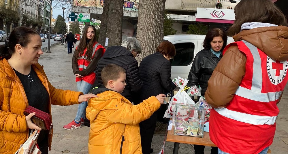 Crven krst akcija za nova godina